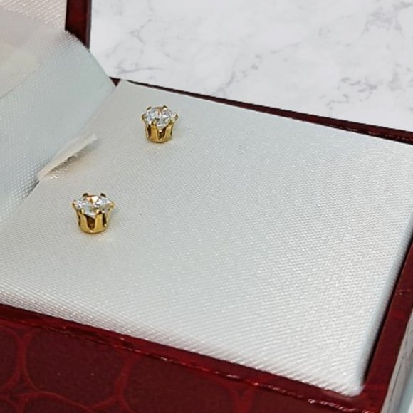Cubic Zirconia Push Back Basket Setting Earrings - Picture 1 of 9